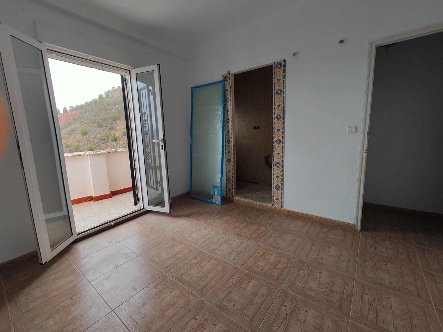 Casa de 2 habitaciones en Pliego en venta - 29.950 € (Ref: 9472767)