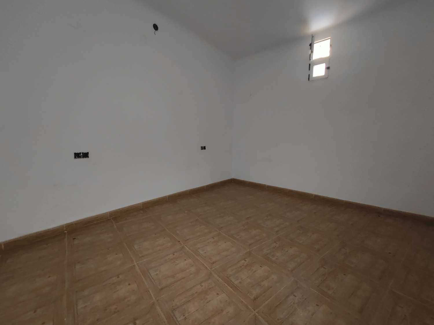 Casa de 2 habitaciones en Pliego en venta - 29.950 € (Ref: 9472767)