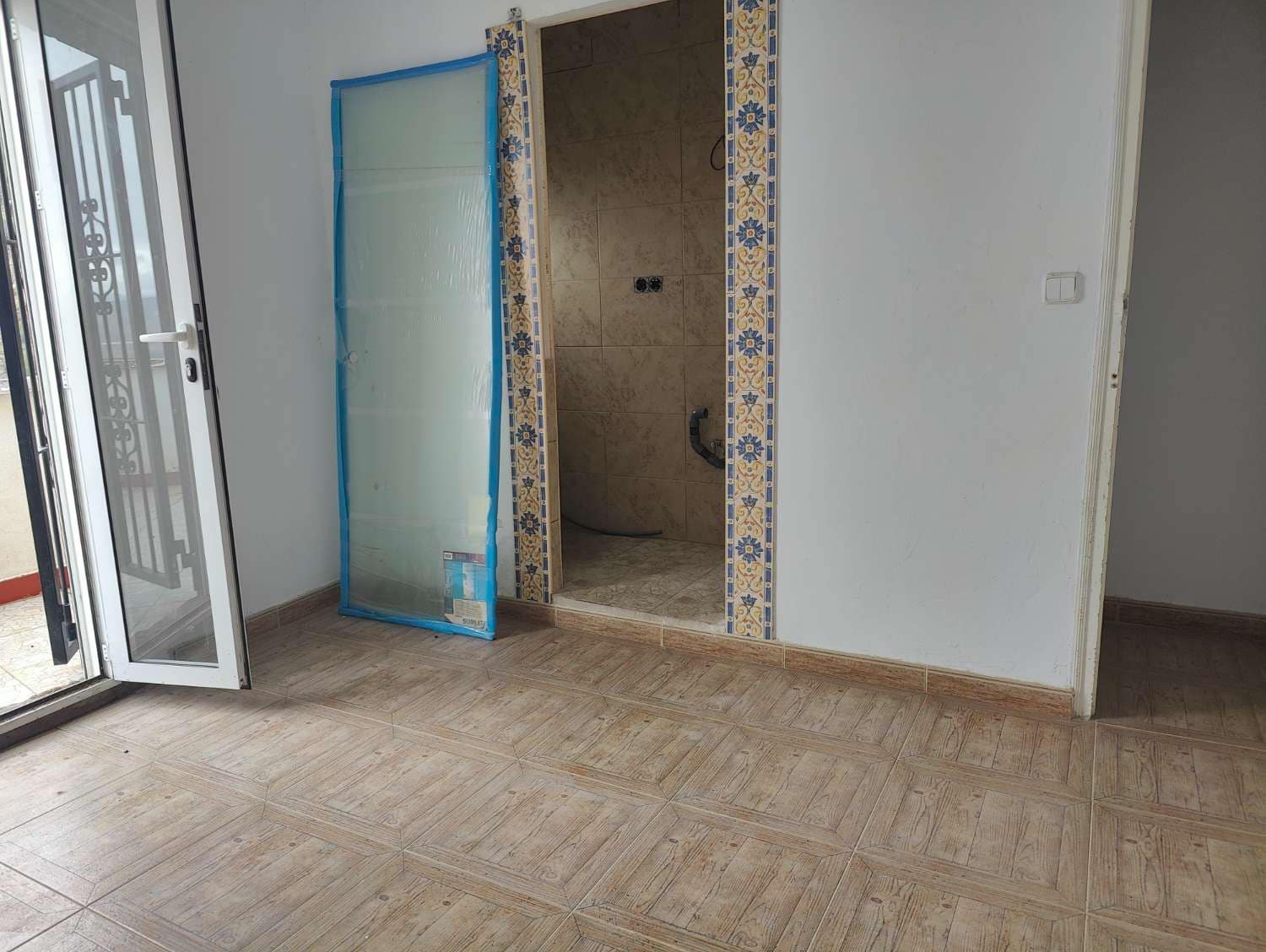 Casa de 2 habitaciones en Pliego en venta - 29.950 € (Ref: 9472767)