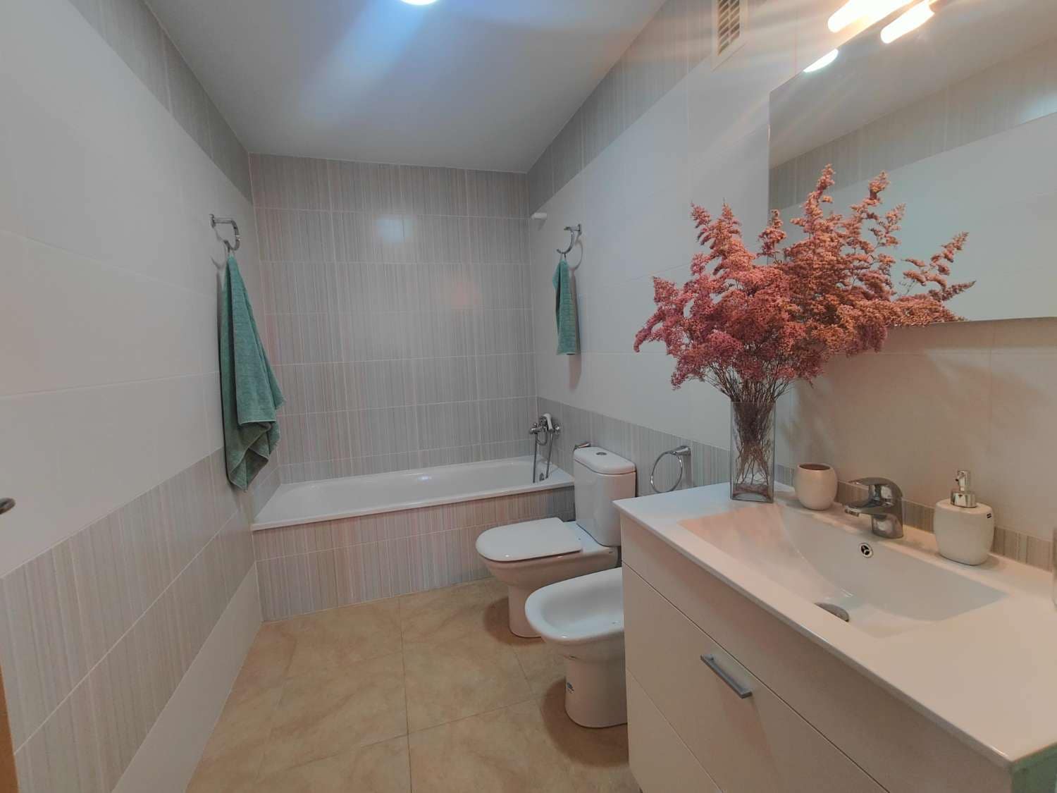 3 bedroom Flat for sale in Alhama de Murcia with garage - € 195,000 (Ref: 9521285)