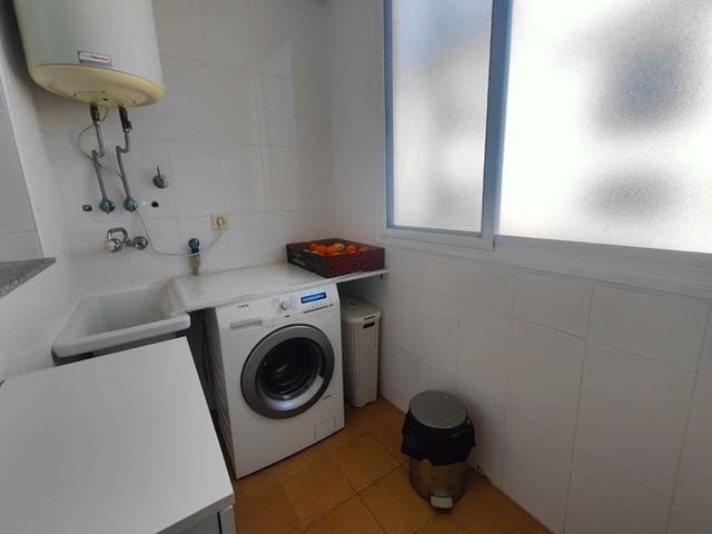 3 makuuhuone Asunto myytävänä paikassa Alhama de Murcia mukana 
autotalli - 195 000 € (Ref: 9521285)