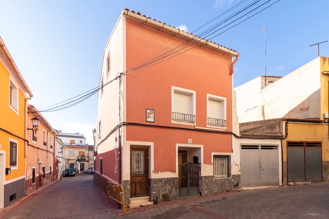 6 soveværelse Byhus til salg i Bullas med garage - € 150.000 (Ref: 9611178)