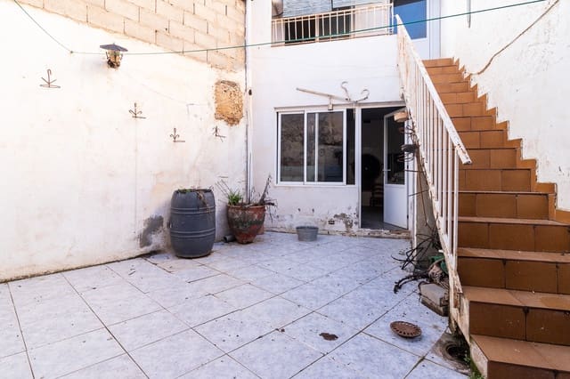 6 soveværelse Byhus til salg i Bullas med garage - € 150.000 (Ref: 9611178)