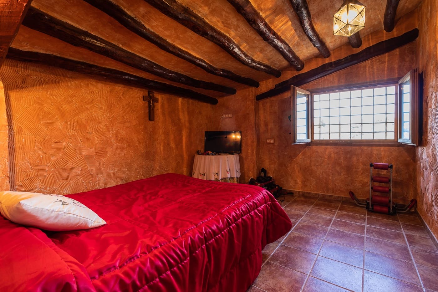 Chalet de 4 habitaciones en Cehegín en venta con garaje - 400.000 € (Ref: 9658459)