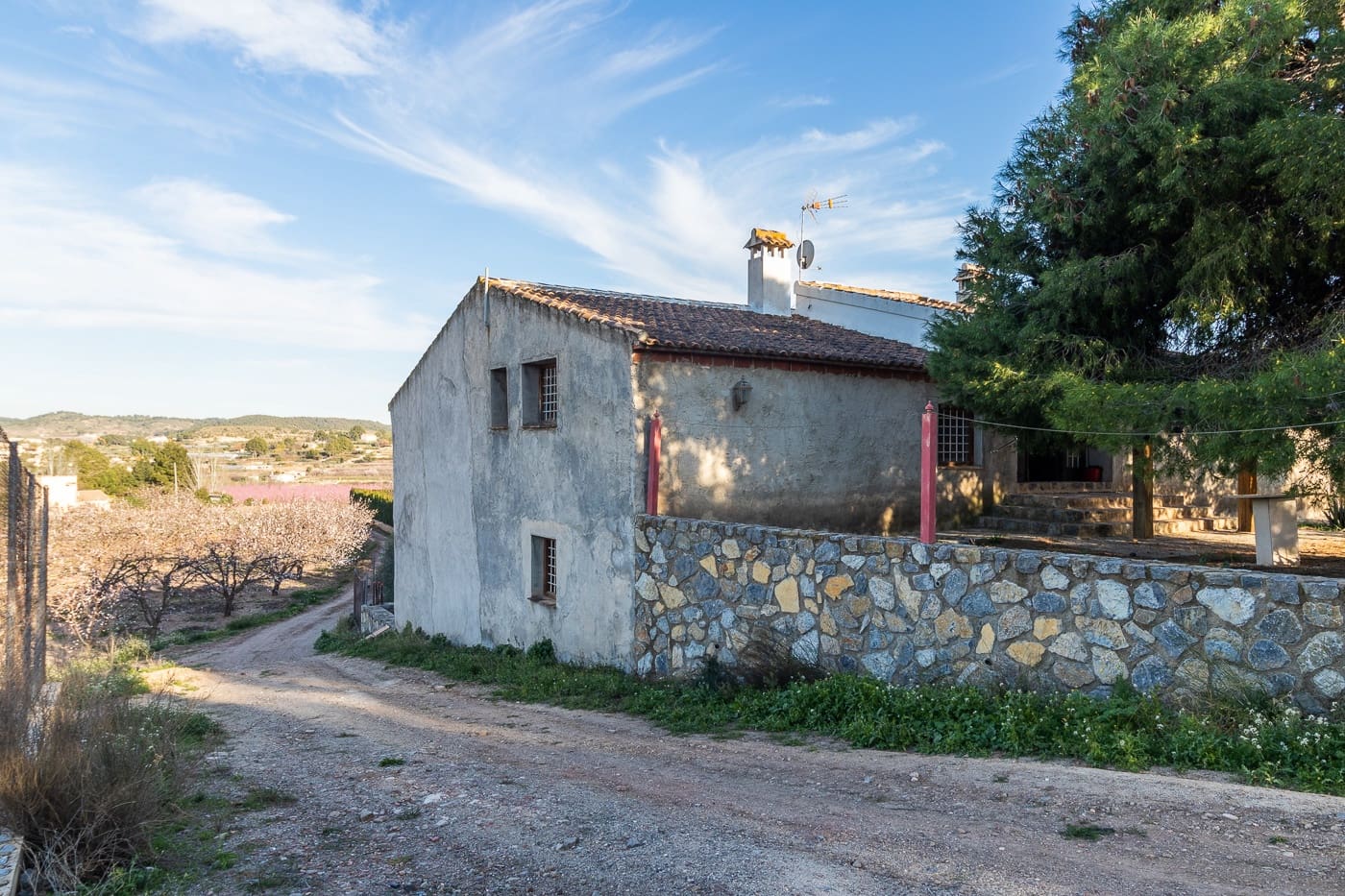 Chalet de 4 habitaciones en Cehegín en venta con garaje - 400.000 € (Ref: 9658459)