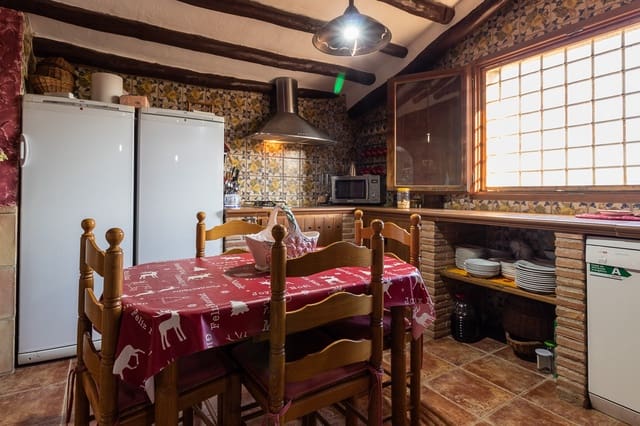 4 soveværelse Villa til salg i Cehegín med garage - € 400.000 (Ref: 9658459)