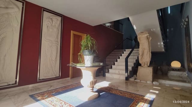 9 sypialnia Willa na sprzedaż w Moratalla z basenem - 445 000 € (Ref: 9666133)