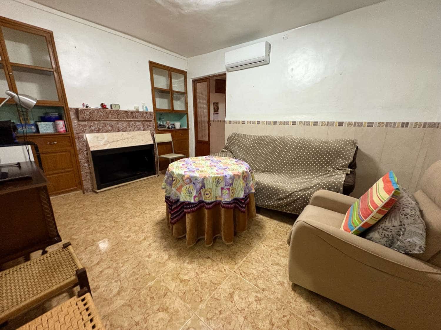 3 quarto Moradia Geminada para venda em Mula - 70 000 € (Ref: 9683406)