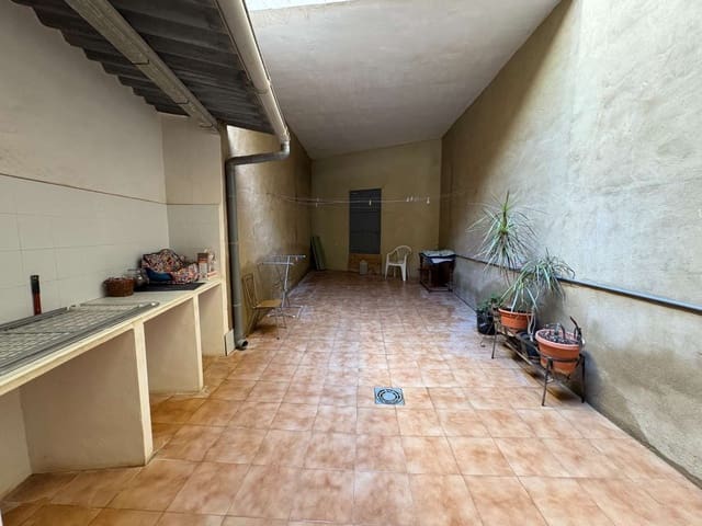 3 soveværelse Semi-Rækkehus til salg i Mula - € 70.000 (Ref: 9683406)