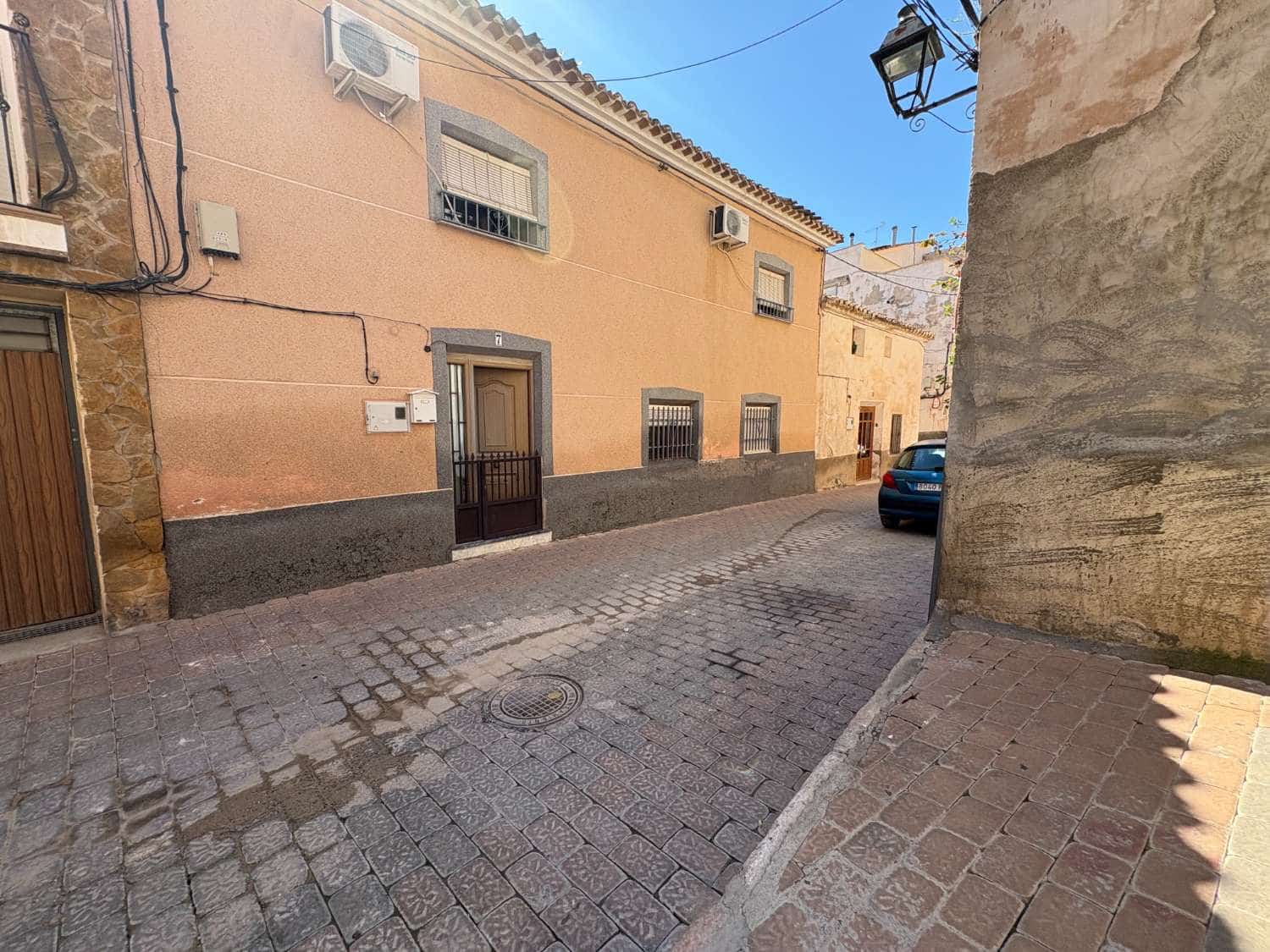 3 quarto Moradia Geminada para venda em Mula - 70 000 € (Ref: 9683406)