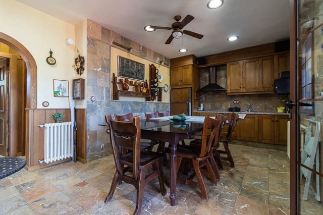 2 soverom Villa til salgs i Cehegín med svømmebasseng - € 360 000 (Ref: 9751697)