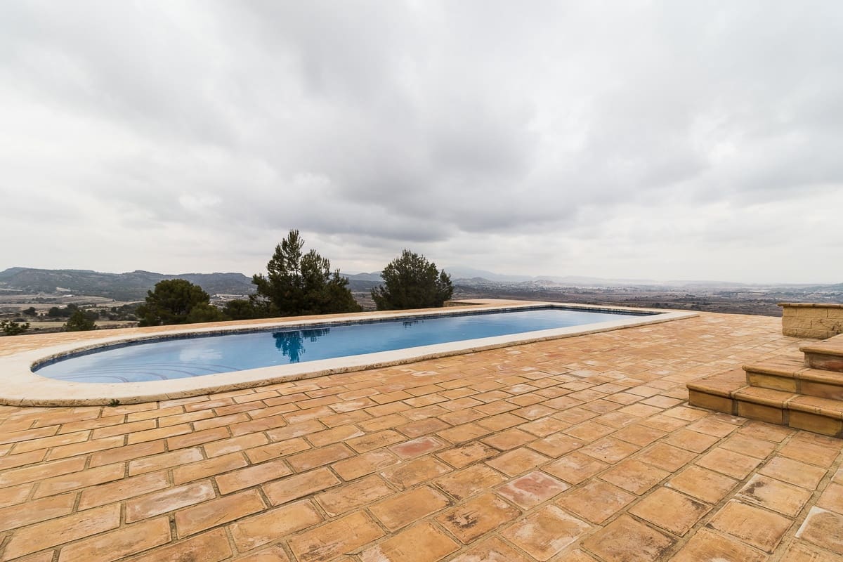 8 sypialnia Willa na sprzedaż w Mula - 355 000 € (Ref: 9755426)