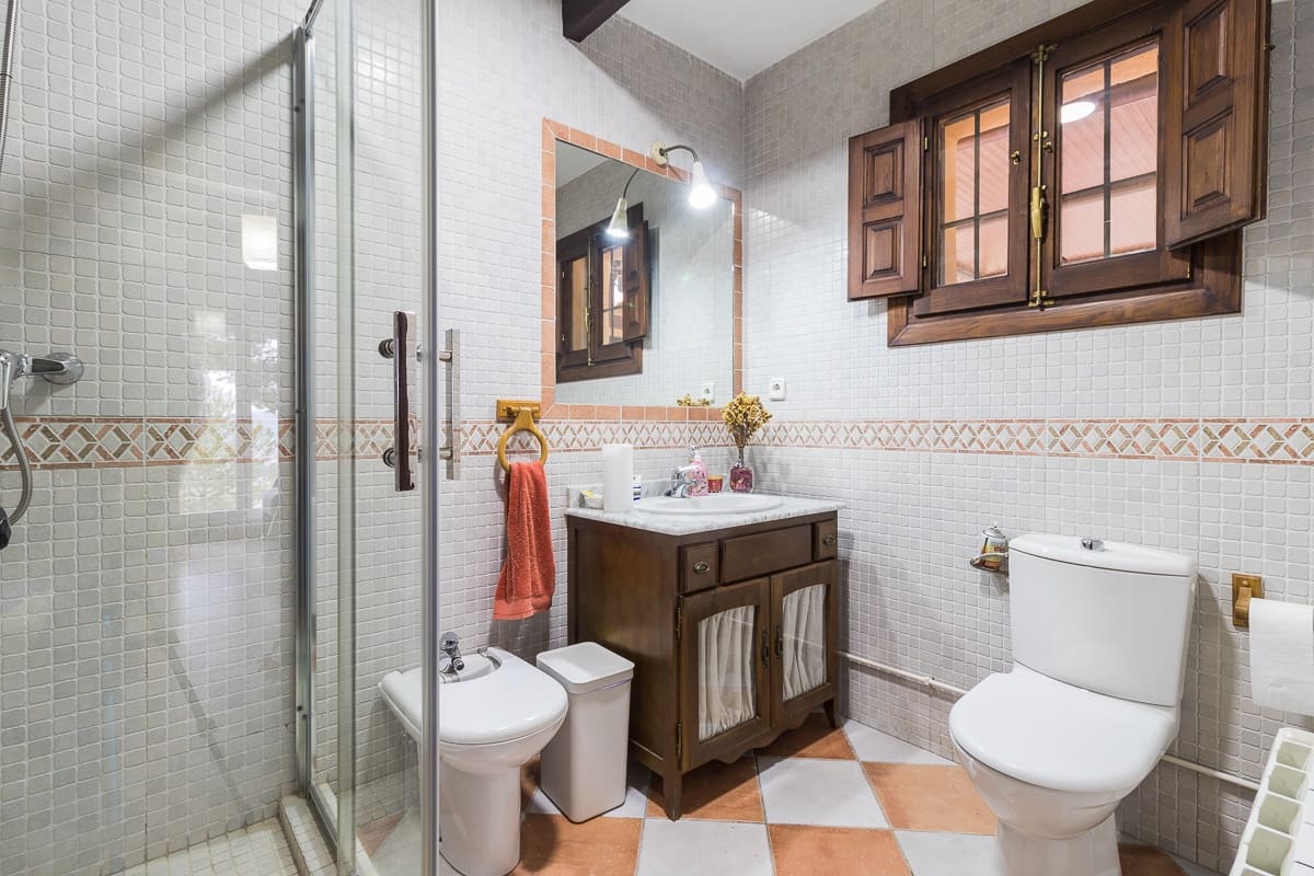 8 sypialnia Willa na sprzedaż w Mula - 355 000 € (Ref: 9755426)