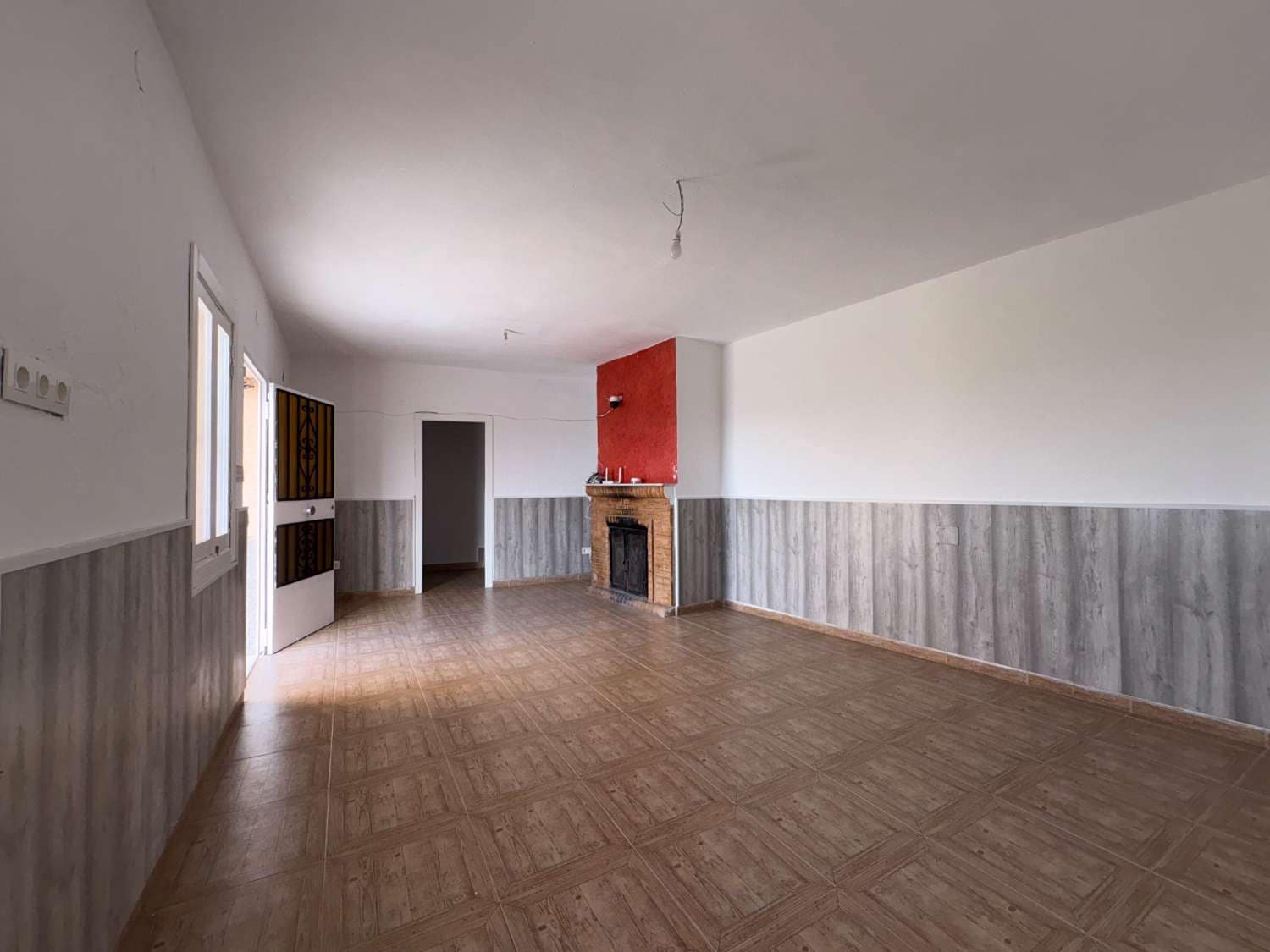 Casa de 3 habitaciones en Pliego en venta - 55.000 € (Ref: 9794302)