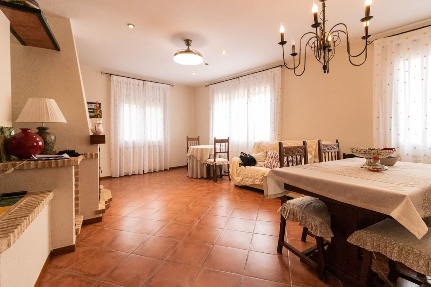 Chalet de 5 habitaciones en Caravaca de la Cruz en venta con piscina garaje - 550.000 € (Ref: 9794303)