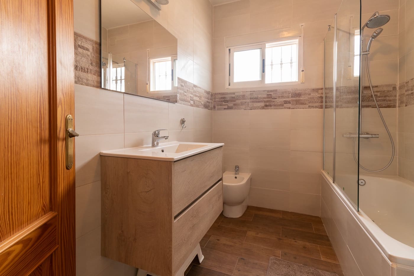 3 quarto Moradia para arrendar em Mula com piscina - 1 200 € (Ref: 9796190)