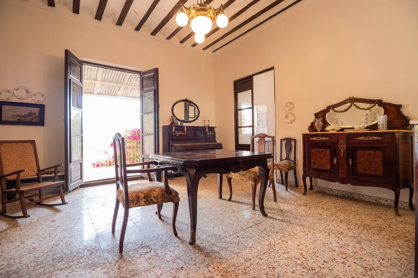 9 slaapkamer Halfvrijstaande villa te koop in Mula - € 350.000 (Ref: 9807795)