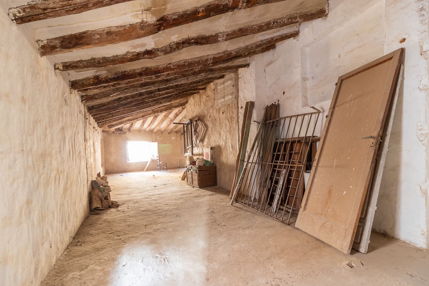 9 slaapkamer Halfvrijstaande villa te koop in Mula - € 350.000 (Ref: 9807795)