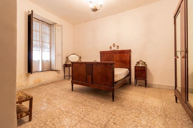 9 slaapkamer Halfvrijstaande villa te koop in Mula - € 350.000 (Ref: 9807795)