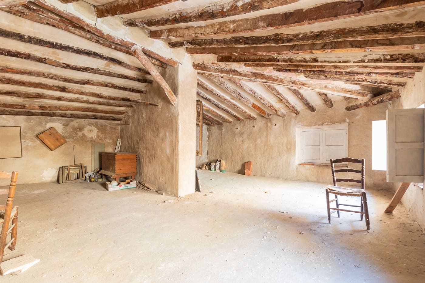 9 slaapkamer Halfvrijstaande villa te koop in Mula - € 350.000 (Ref: 9807795)