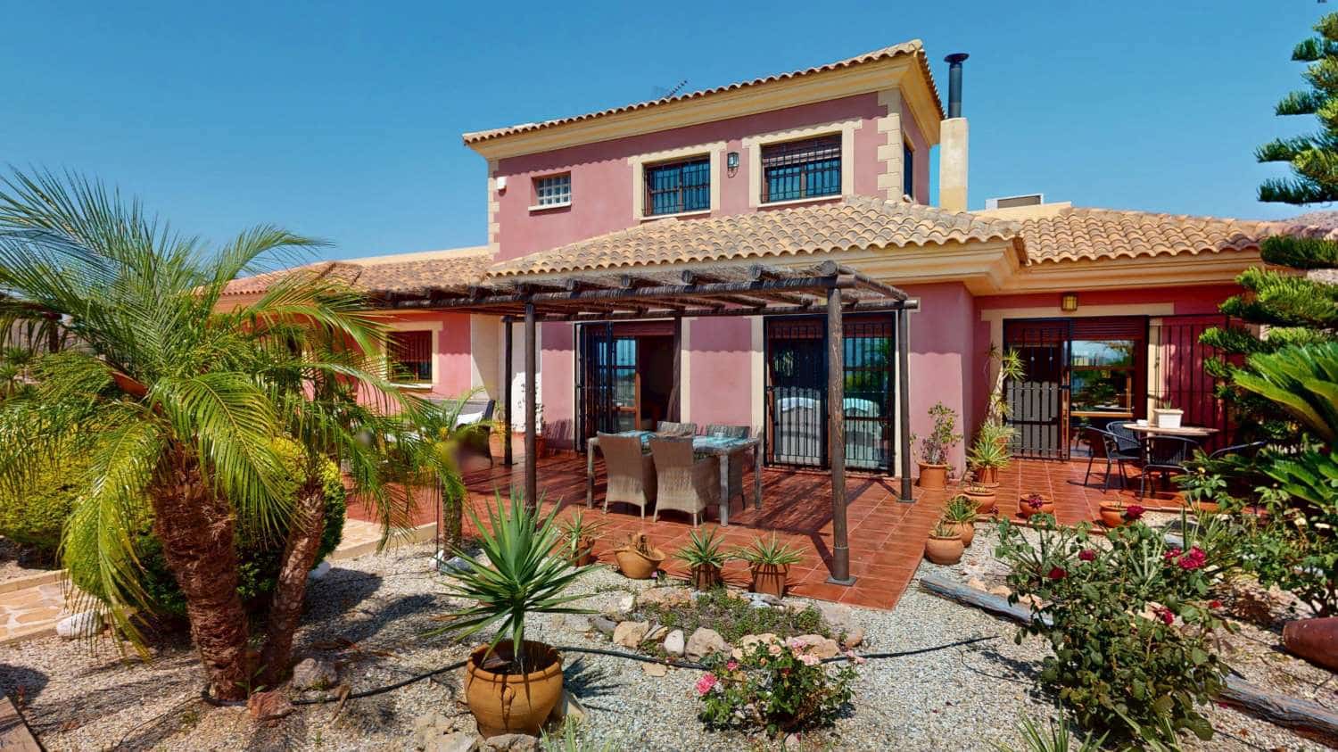 5 bedroom Villa for sale in Aguilas with garage - € 880,000 (Ref: 9822368)