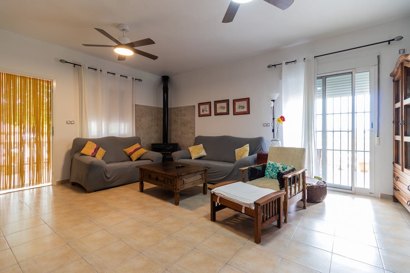 3 bedroom Villa for sale in Pliego with pool - € 295,000 (Ref: 9864771)