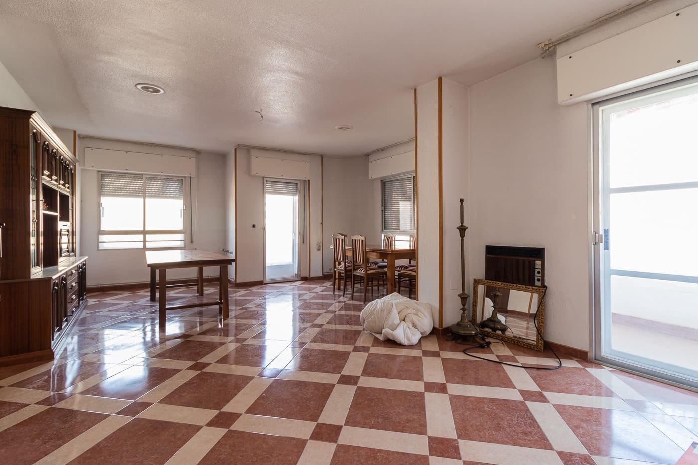 4 bedroom Flat for sale in Calasparra - € 140,000 (Ref: 9924232)