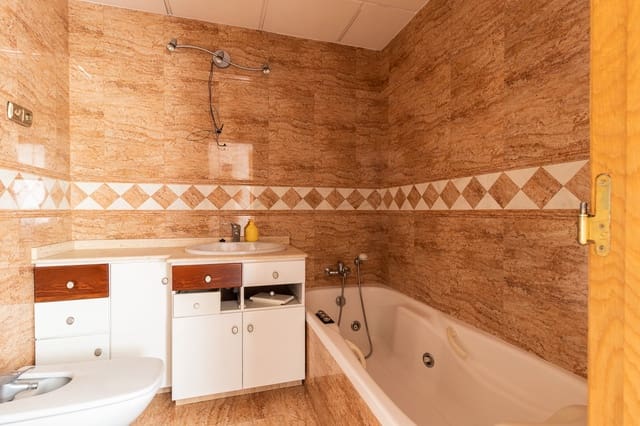 4 Zimmer Wohnung zu verkaufen in Calasparra - 140.000 € (Ref: 9924232)