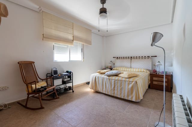 3 bedroom Villa for sale in Mula with pool - € 325,000 (Ref: 9996708)
