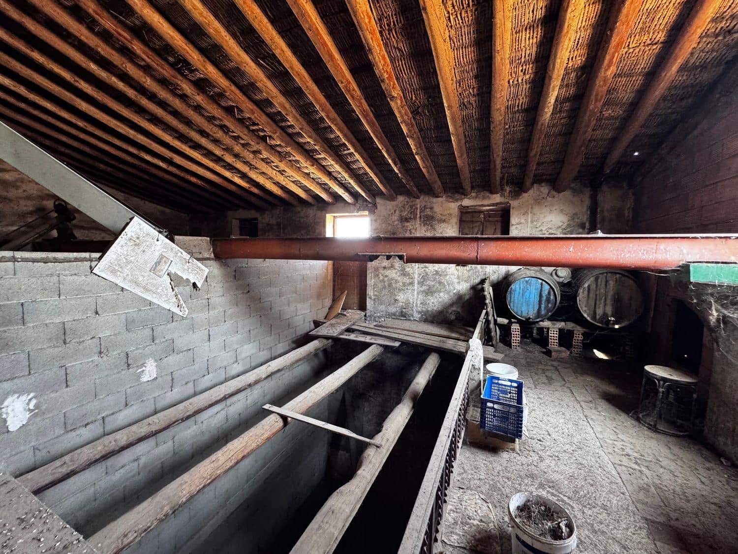 Kommersiell till salu i Cretas - 90 000 € (Ref: 10124561)