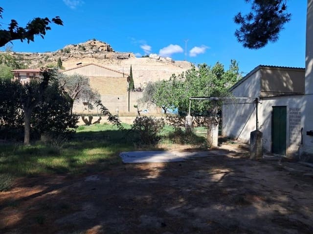 5 Zimmer Villa zu verkaufen in Alcañiz mit Garage - 390.000 € (Ref: 10124565)