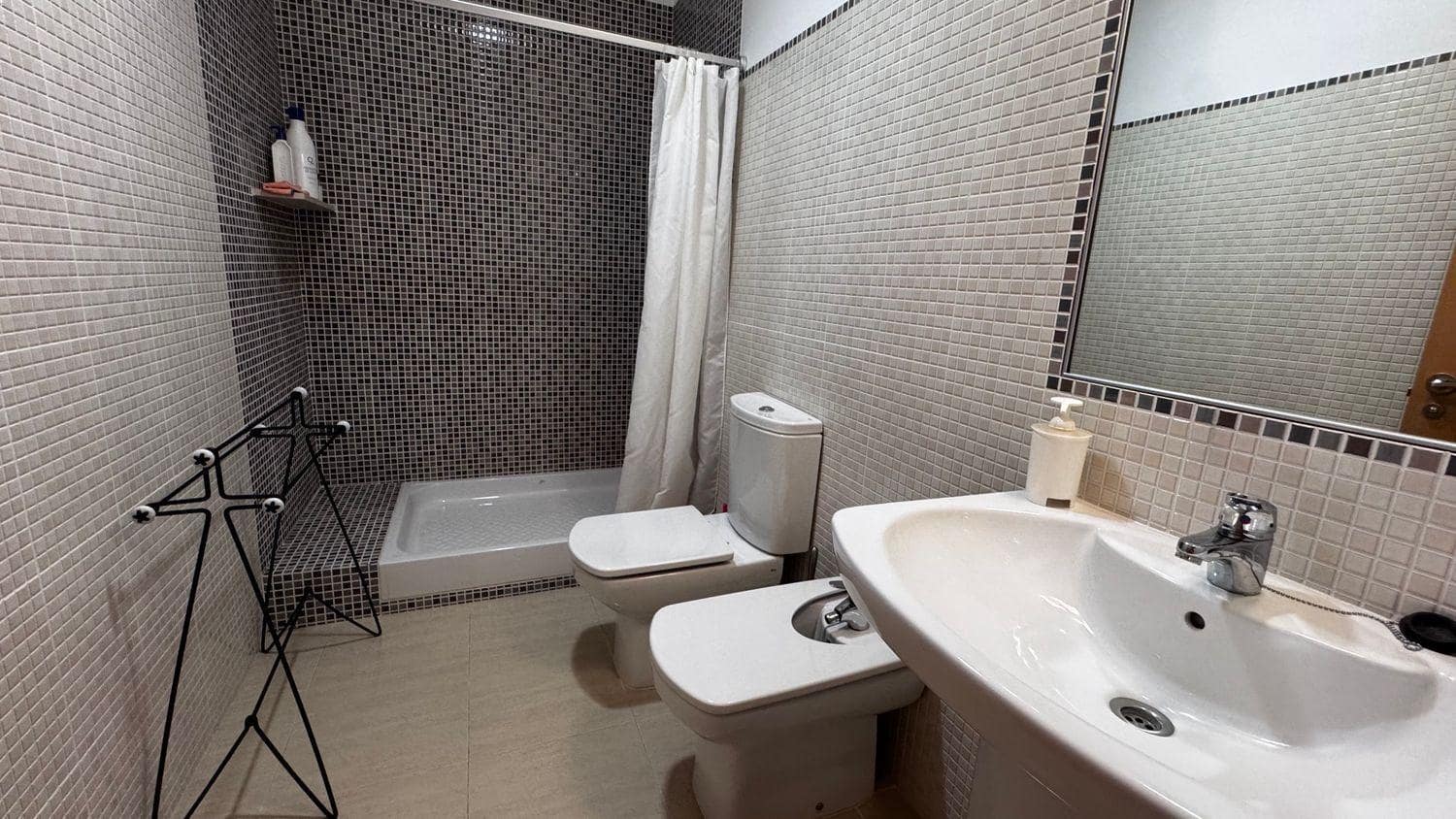 4 bedroom Terraced Villa for sale in Beceite with garage - € 245,000 (Ref: 10124567)