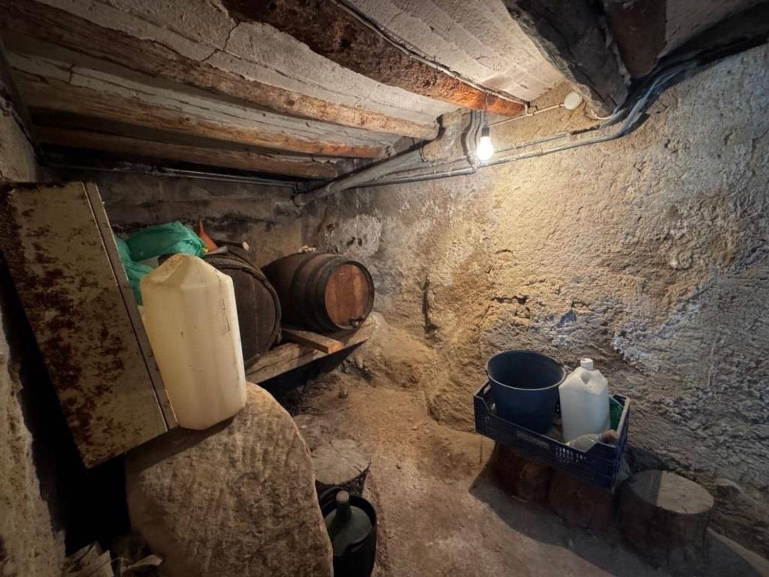 2 sovrum Hus till salu i Cretas - 48 000 € (Ref: 10124569)