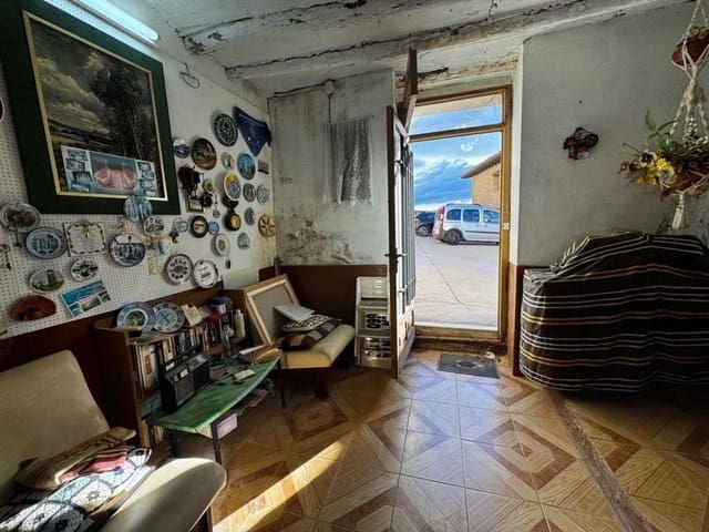 2 makuuhuone Omakotitalo myytävänä paikassa Cretas - 48 000 € (Ref: 10124569)