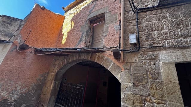 Maison de Ville à vendre à Valjunquera - 34 000 € (Ref: 10124570)