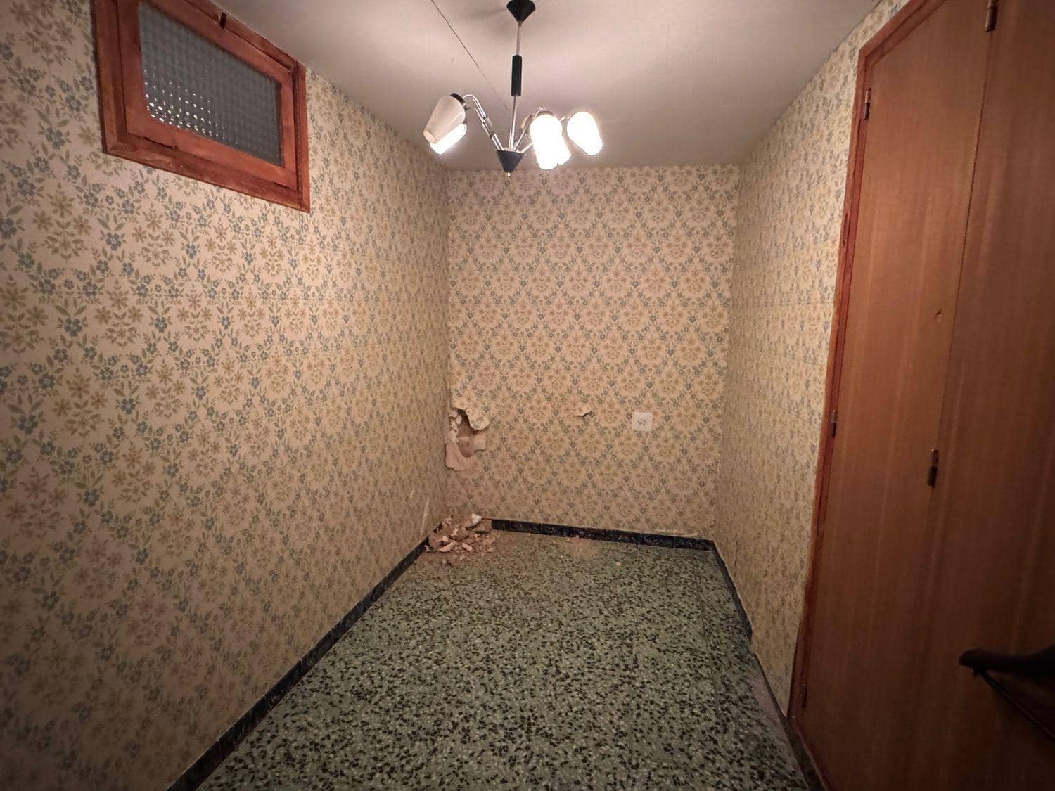 4 soveværelse Byhus til salg i Mas de las Matas med garage - € 40.000 (Ref: 10124571)