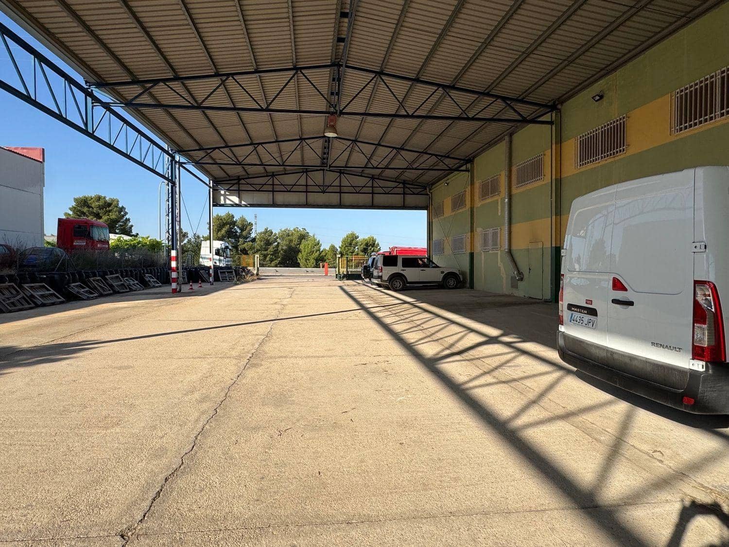 Gewerbe zu verkaufen in Alcaniz - 1.500.000 € (Ref: 10124572)