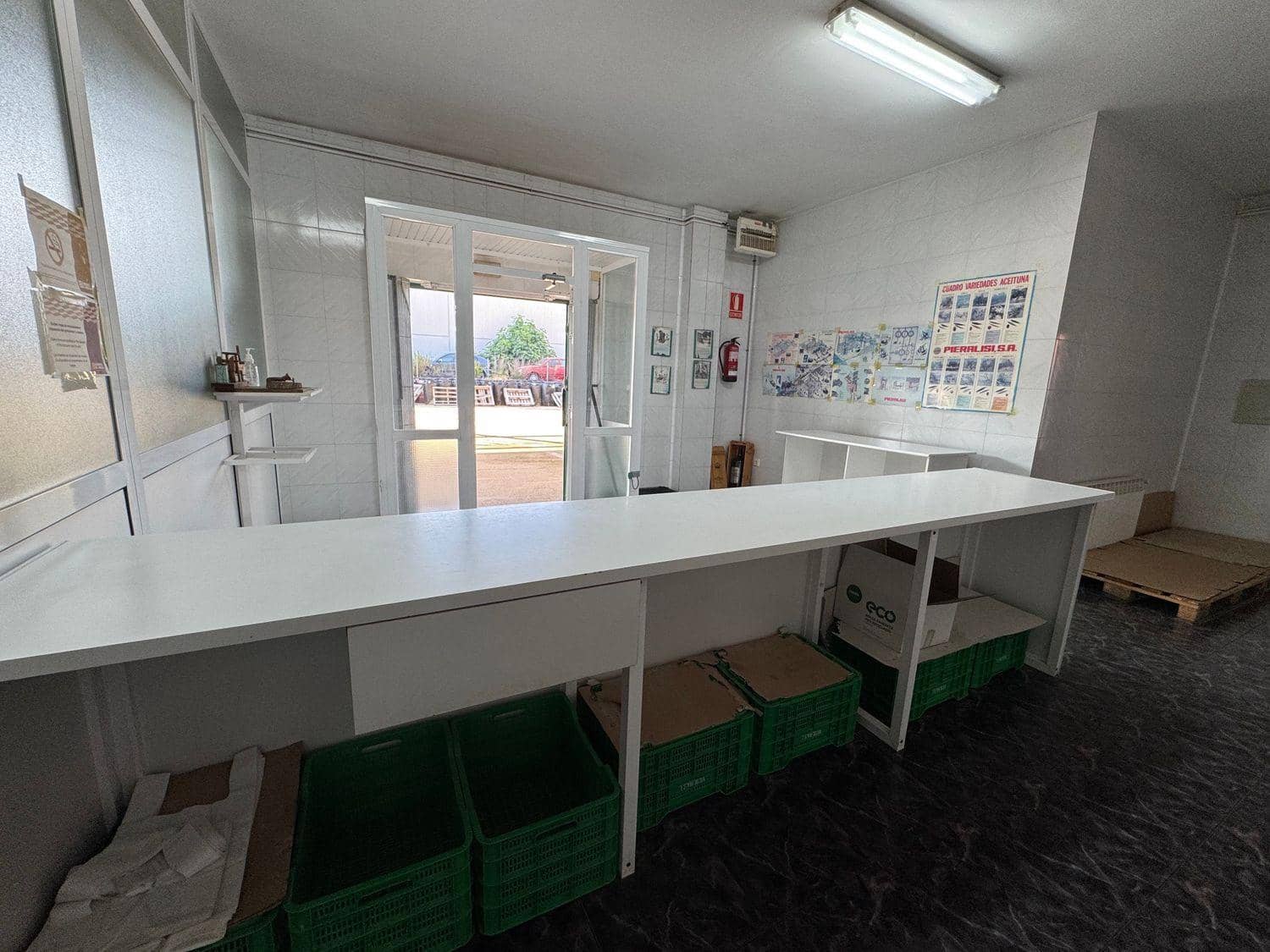 Gewerbe zu verkaufen in Alcaniz - 1.500.000 € (Ref: 10124572)