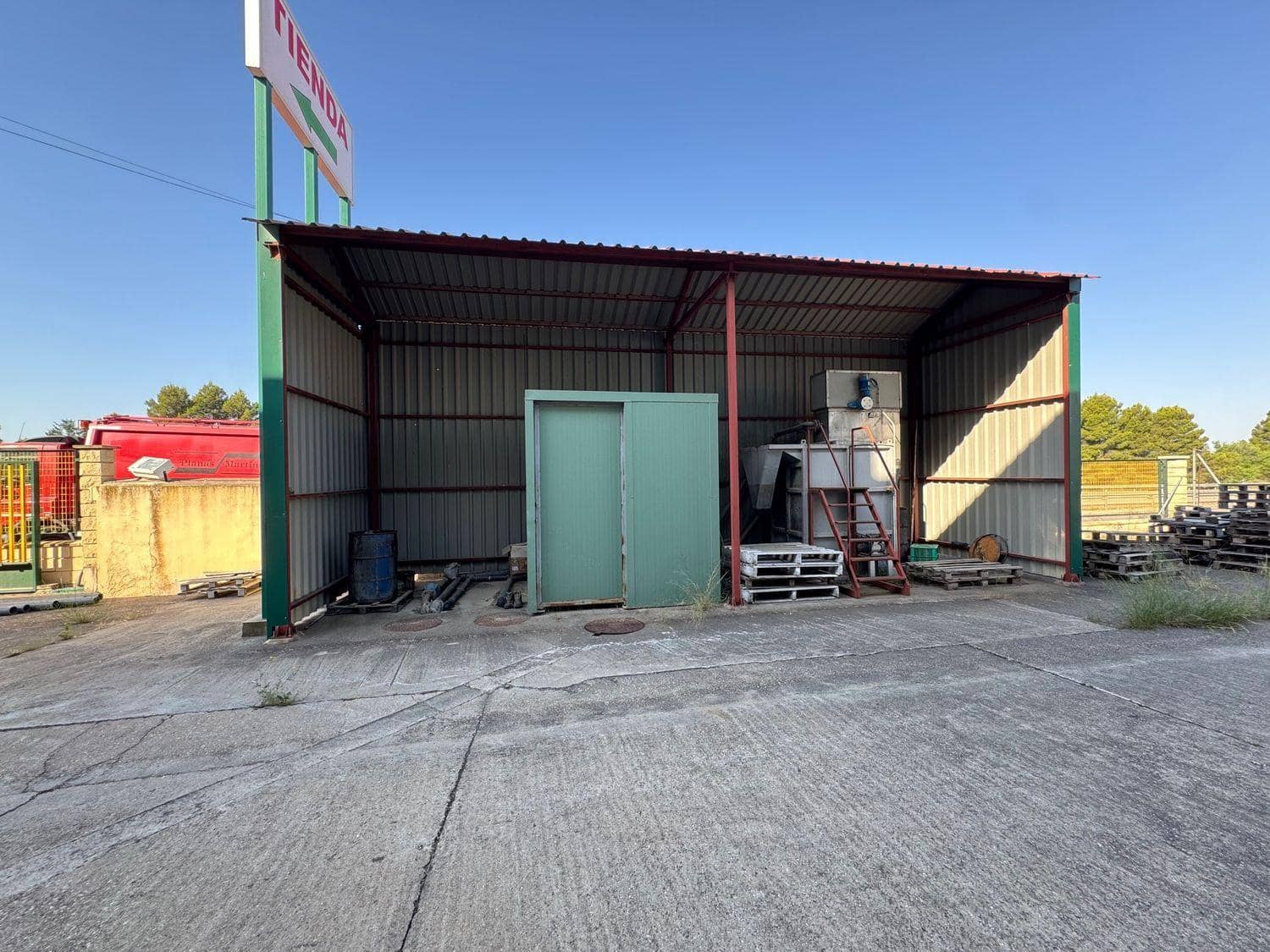 Gewerbe zu verkaufen in Alcaniz - 1.500.000 € (Ref: 10124572)