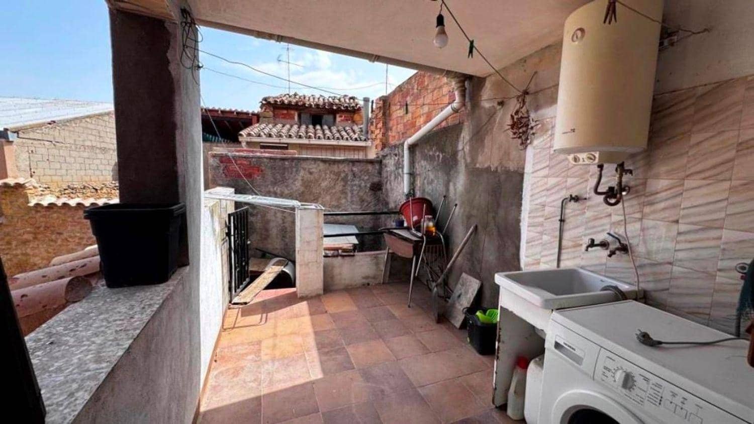 3 bedroom Townhouse for sale in Valjunquera - € 50,000 (Ref: 10124574)