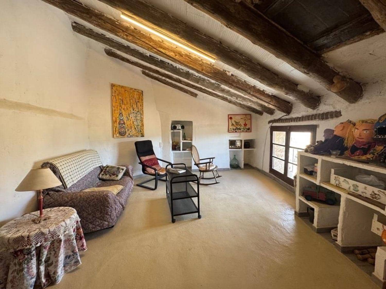 4 soverom Hus til salgs i Cretas med garasje - € 298 000 (Ref: 10124586)