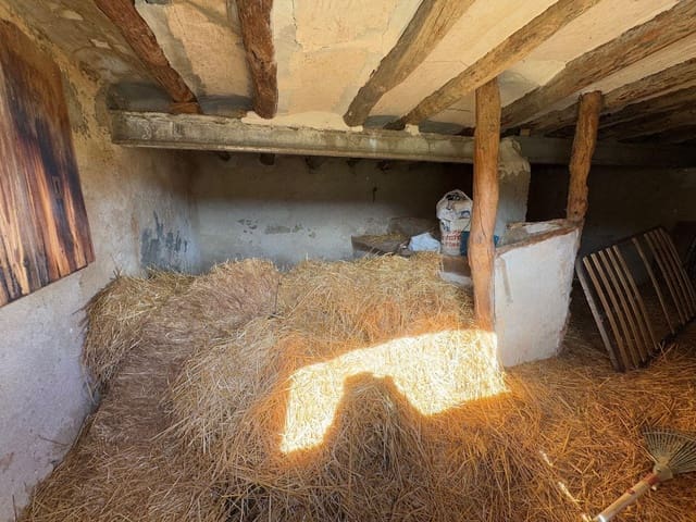 1 bedroom Finca/Country House for sale in Valderrobres - € 105,000 (Ref: 10124588)