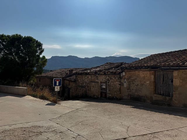 Villa/Maison à vendre à Horta de Sant Joan avec garage - 48 000 € (Ref: 10124590)