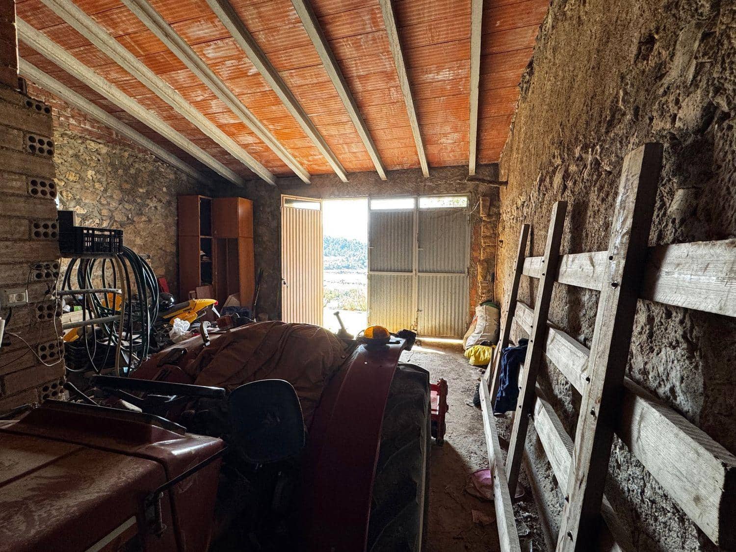 Villa for sale in Horta de Sant Joan with garage - € 48,000 (Ref: 10124590)