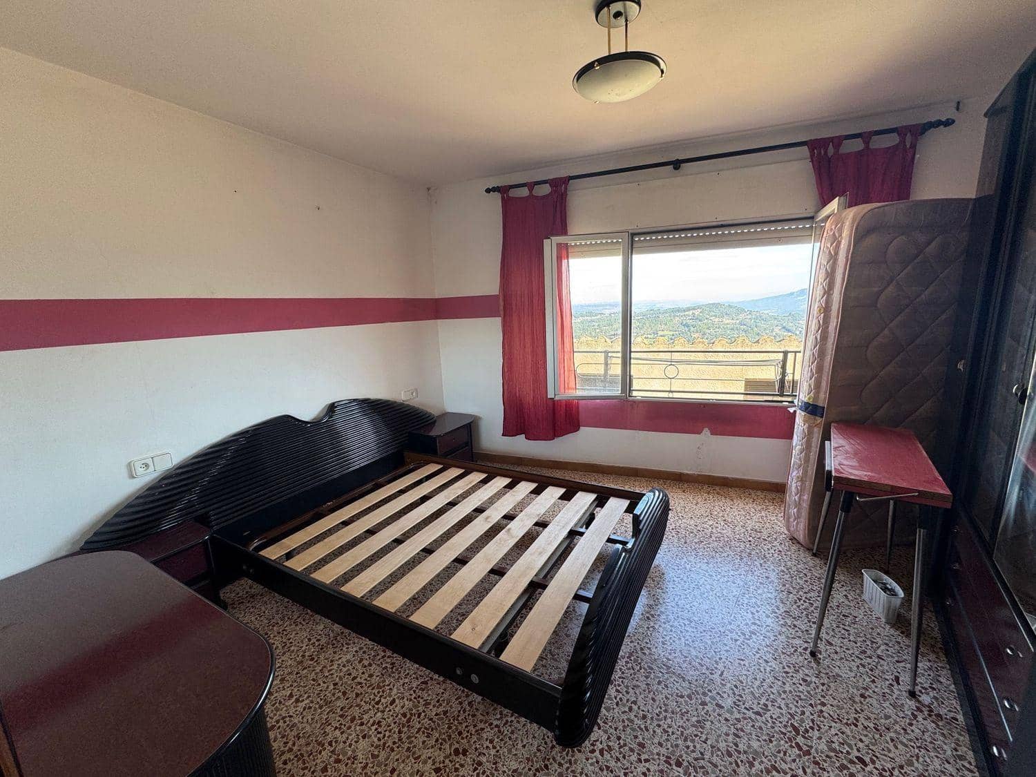 3 bedroom Townhouse for sale in Horta de Sant Joan - € 97,000 (Ref: 10124599)