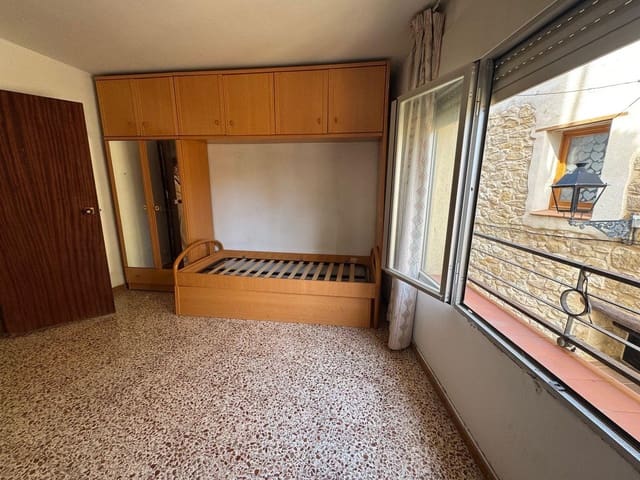 3 bedroom Townhouse for sale in Horta de Sant Joan - € 97,000 (Ref: 10124599)