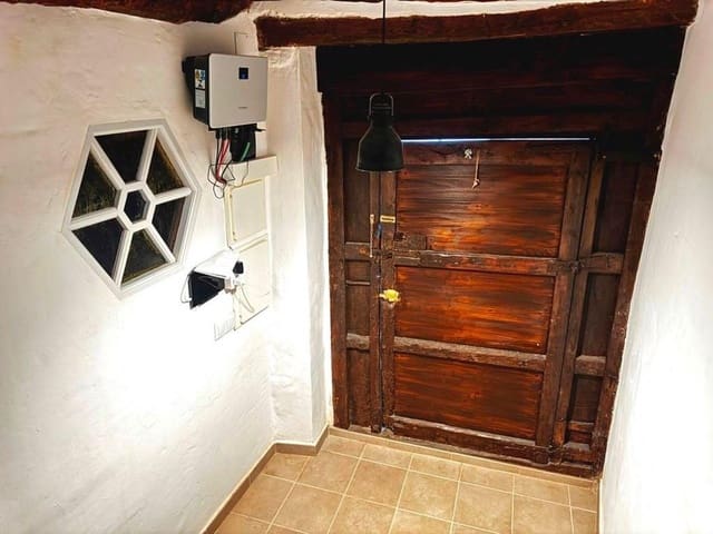 7 makuuhuone Omakotitalo myytävänä paikassa Cretas - 330 000 € (Ref: 10124600)