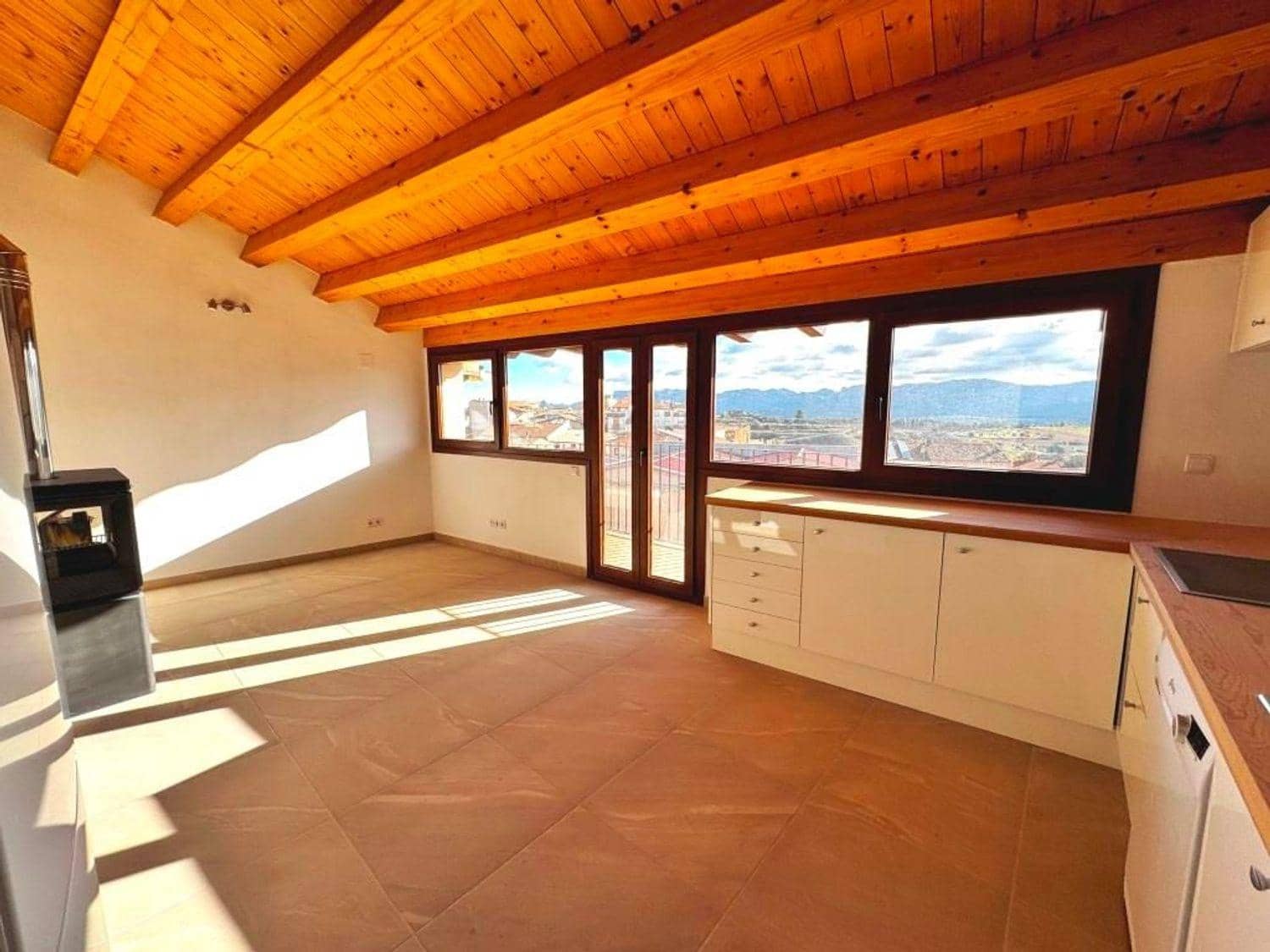 7 makuuhuone Omakotitalo myytävänä paikassa Cretas - 330 000 € (Ref: 10124600)