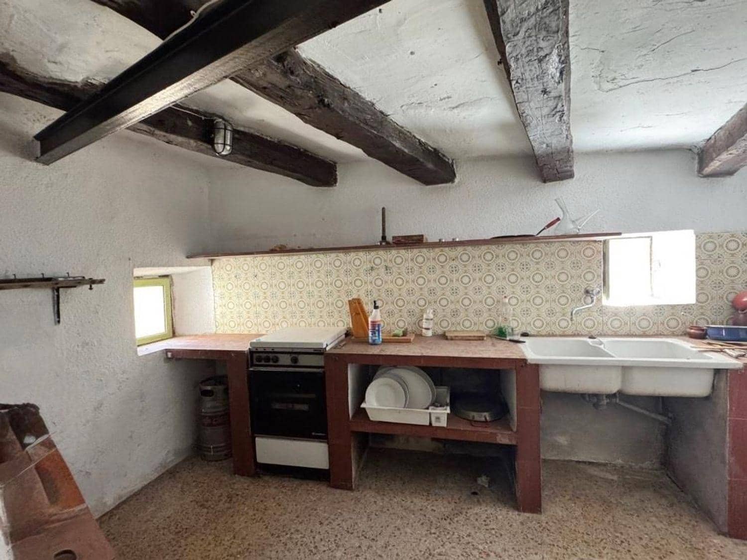 Byhus til salg i Fornoles - € 55.000 (Ref: 10124601)