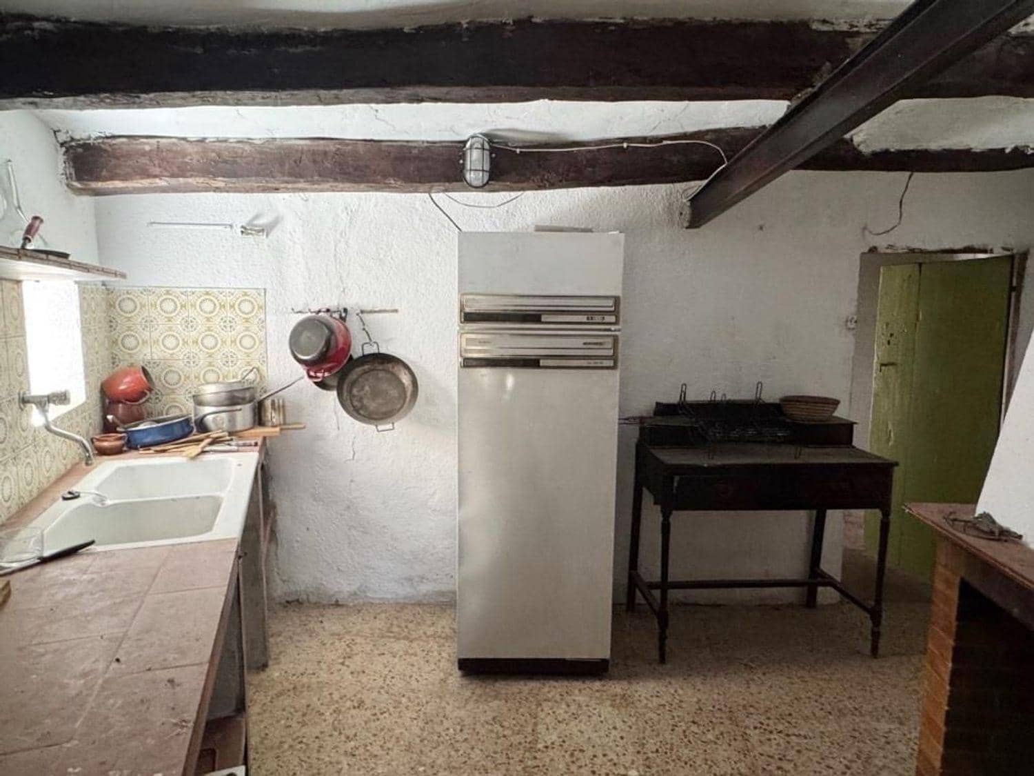 Byhus til salg i Fornoles - € 55.000 (Ref: 10124601)